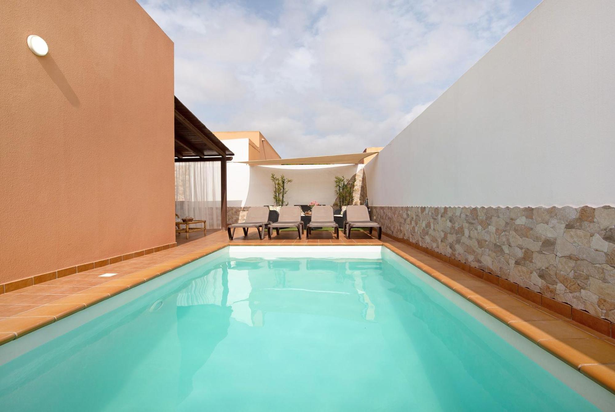 El Cortijo Villa La Oliva Exterior photo